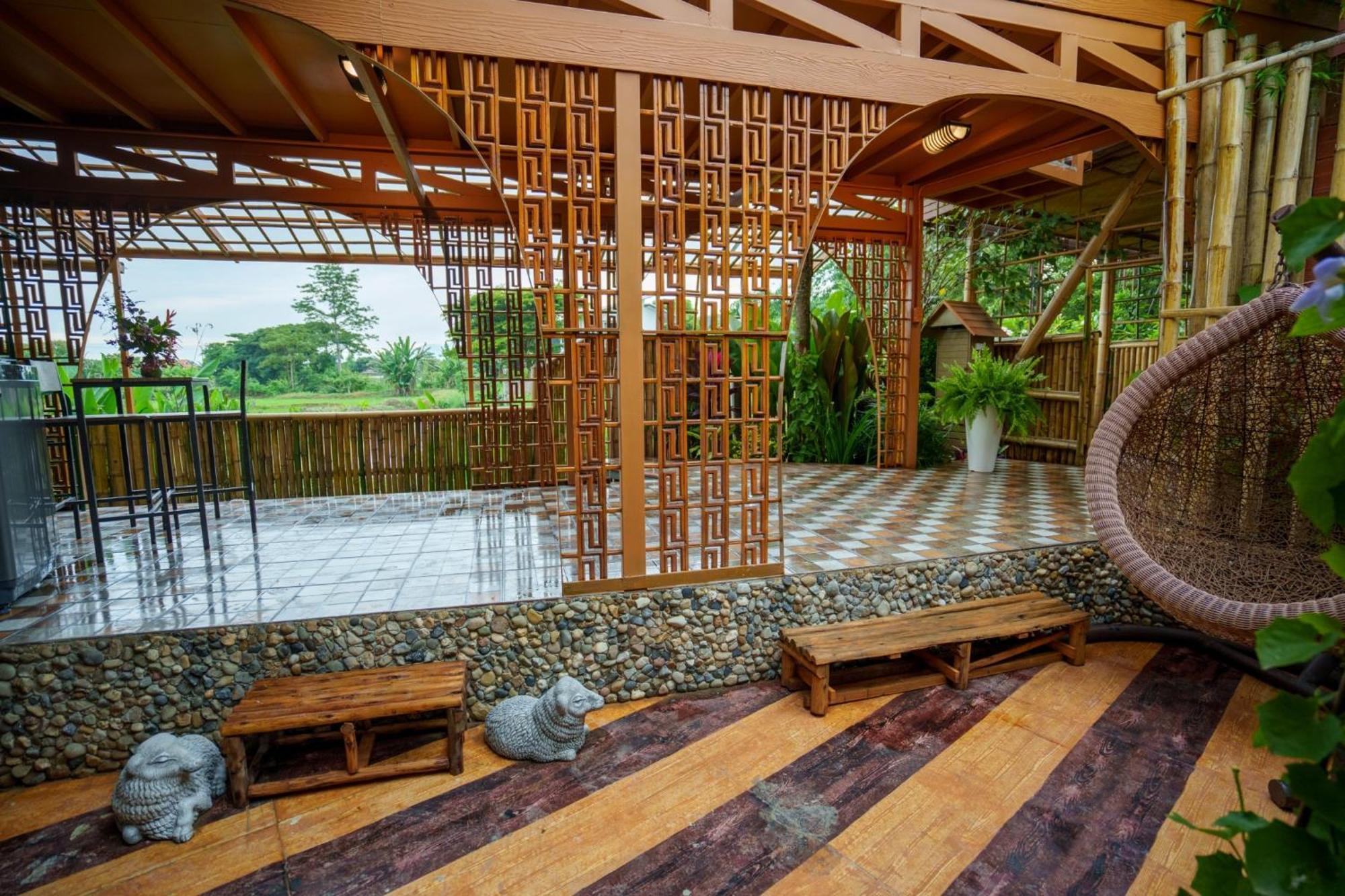 Mana-An Lake Hill Resort มานาอันเลคฮิลล์รีสอร์ต Чиангмай Экстерьер фото